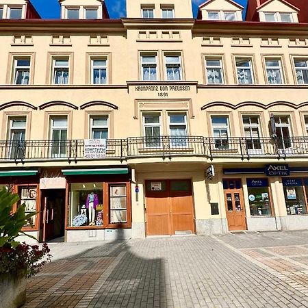 Apartment Erika Κάρλοβι Βάρι Εξωτερικό φωτογραφία