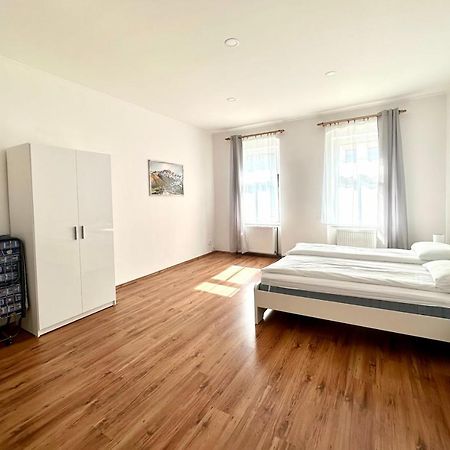Apartment Erika Κάρλοβι Βάρι Εξωτερικό φωτογραφία