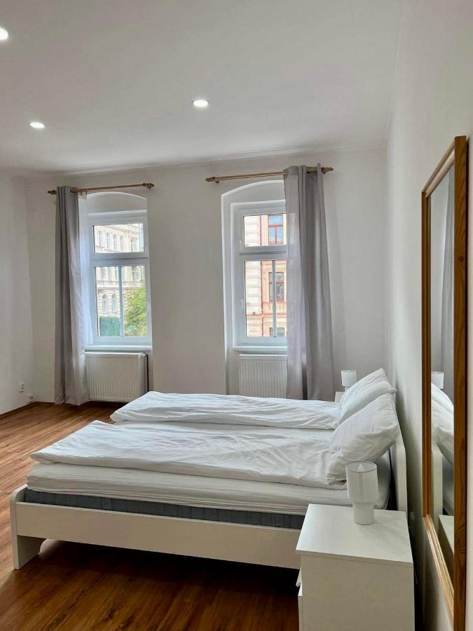 Apartment Erika Κάρλοβι Βάρι Εξωτερικό φωτογραφία