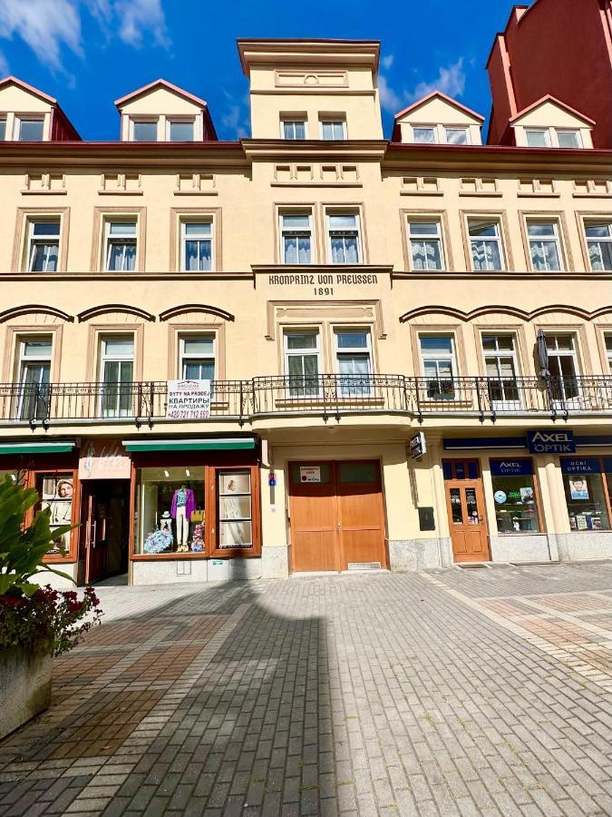 Apartment Erika Κάρλοβι Βάρι Εξωτερικό φωτογραφία